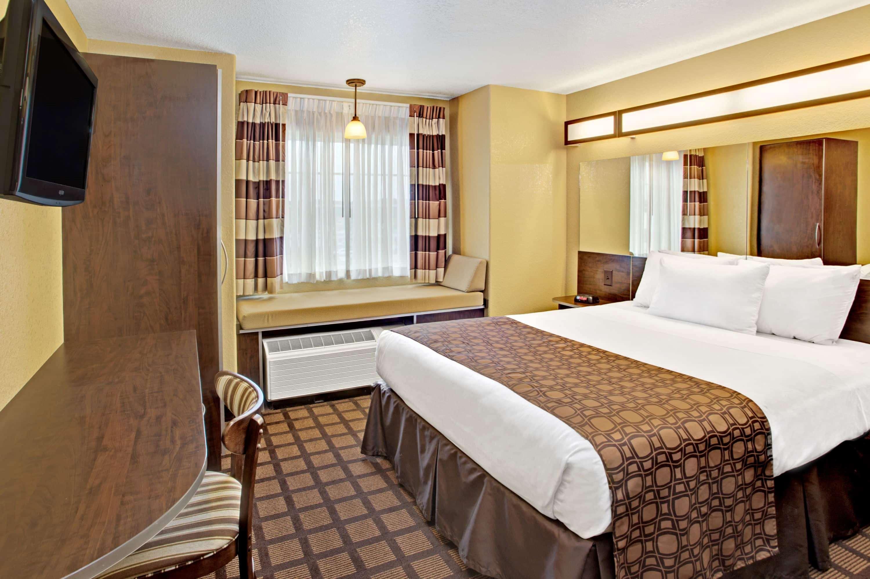 Motel Microtel & - Cartersville